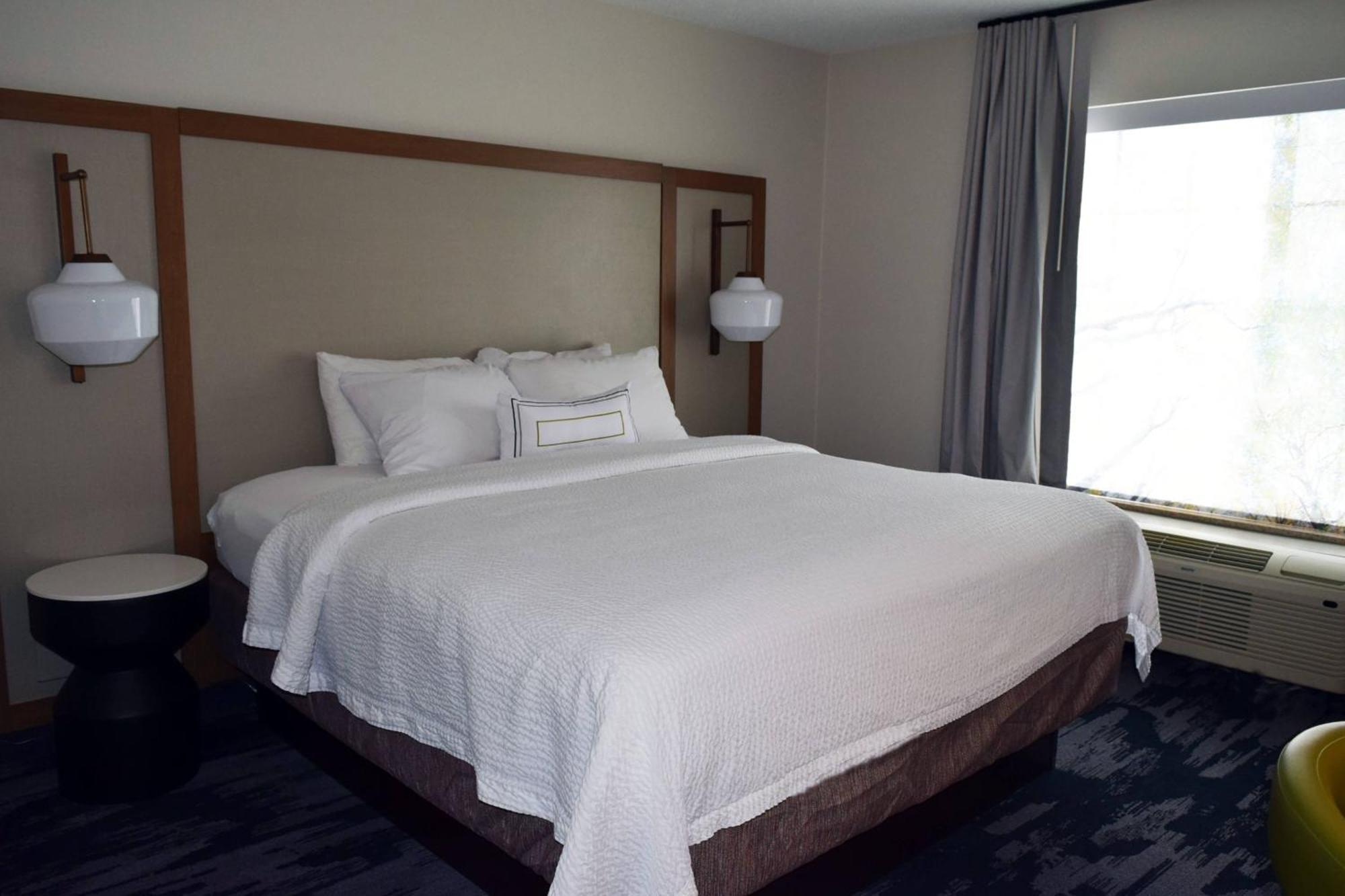 Fairfield By Marriott Youngstown/Austintown Exterior photo